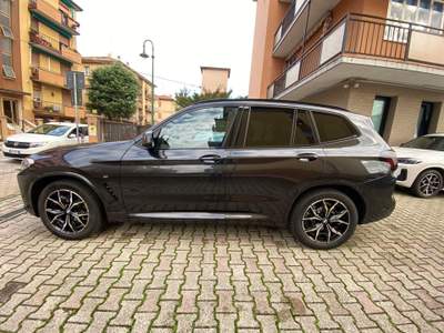BMW X3 19''/ 360°/ HEAD UP/ MEMORY/ LASER /CARPLAY Nero usata Treviso