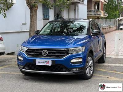 Volkswagen T-Roc 1.0 TSI Style BlueMotion Tech. Blu/Azzurro usata Albano Laziale