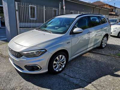 Fiat Tipo 1.6 Mjt AUTOMATICA SW Lounge Argento usata Corbetta