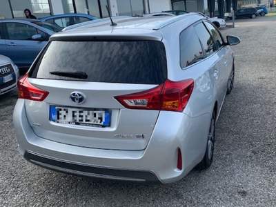 Toyota Auris 1.8 Hybrid Business elettrica benzina Argento usata Coriano