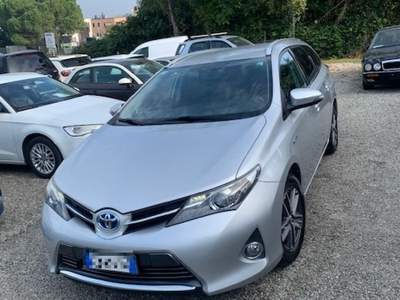 Toyota Auris 1.8 Hybrid Business elettrica benzina Argento usata Coriano