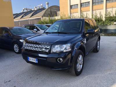 Land Rover Freelander 2.2 SD4 S.W. SE Blu/Azzurro usata San Lazzaro di Savena