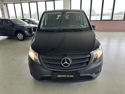 Mercedes-Benz Vito 2.0 114 CDI PC-SL Tourer Base Long Nero usata Novellara