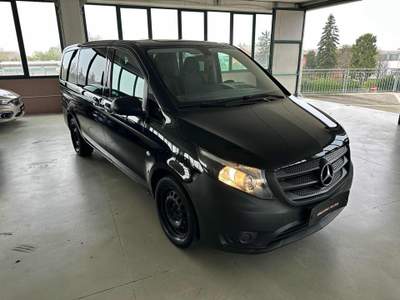 Mercedes-Benz Vito 2.0 114 CDI PC-SL Tourer Base Long Nero usata Novellara