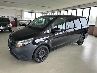 Mercedes-Benz Vito 2.0 114 CDI PC-SL Tourer Base Long Nero usata Novellara