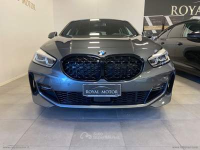 BMW Serie 1 118d 118d 5p. Msport TETTO APRIBILE + SEDILI SPORTIVI M Grigio usata Villorba