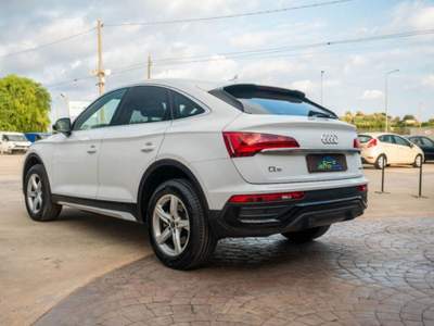 Audi Q5 40 2.0 tdi mhev 12V Business Advanced quattro s-tronic Bianco usata Ispica