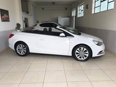 Opel Cascada 2.0 CDTI ECOTEC 170CV Cosmo Bianco usata Nicosia