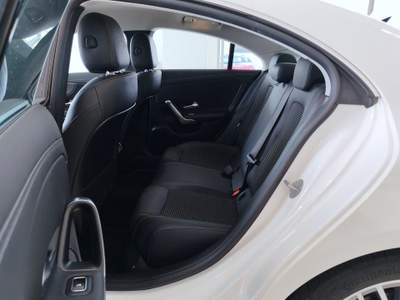 Mercedes-Benz CLA Mercedes CLA 180d Sport Auto 116cv Bianco usata SETTIMO SAN PIETRO