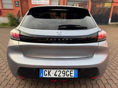 Peugeot 208 E 136 CV ALLURE PACK Grigio usata Milano