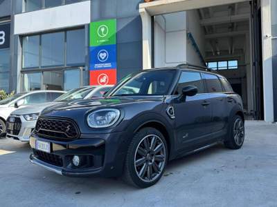 MINI Countryman 2.0 Cooper SD Countryman ALL4 Automatica Grigio usata Melpignano MINI Countryman 2.0 Cooper SD Countryman ALL4 Automatica Grigio usata Melpignano
