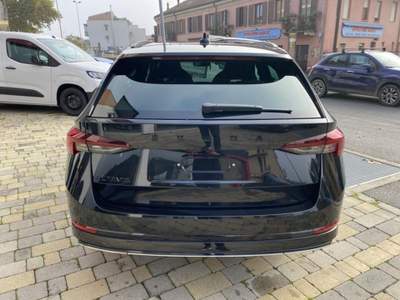 Skoda Octavia 2.0 TDI EVO SCR 150 CV DSG 4x4 Wagon Sportline Nero usata Alba