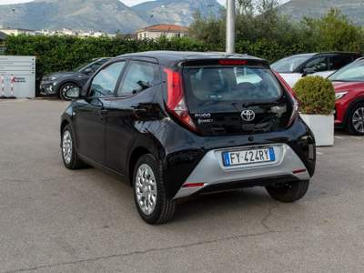 Toyota Aygo 1.0 VVT-i 72 CV 5 porte x-play Nero usata Fondi