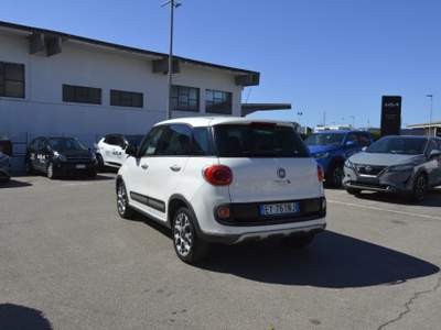 Fiat 500L 1.3 Multijet 85 CV Trekking Bianco usata Fondi