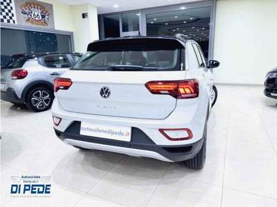 Volkswagen T-Roc 2.0 TDI SCR Life Grigio usata Matera