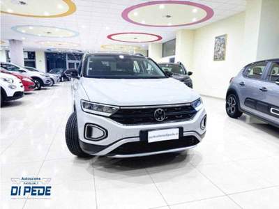 Volkswagen T-Roc 2.0 TDI SCR Life Grigio usata Matera