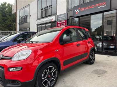 Fiat Panda 1.0 FireFly S&S Hybrid City Life Rosso usata Montesilvano