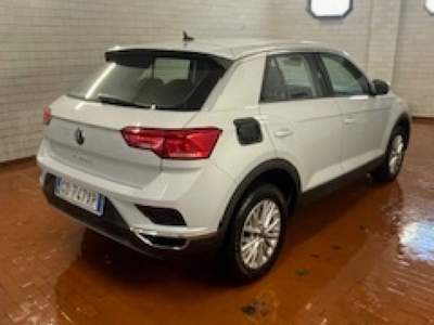 Volkswagen T-Roc 2.0 TDI SCR Business BlueMotion Technology Bianco usata CASTEGGIO PAVIA