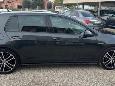 Volkswagen Golf 2.0 TDI 5p. BlueMotion Technology Nero usata San Polo di Piave
