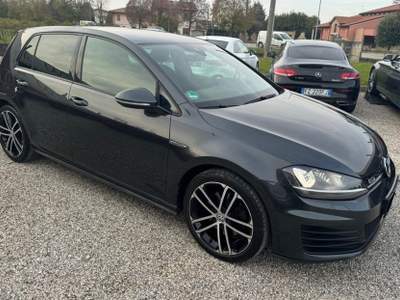 Volkswagen Golf 2.0 TDI 5p. BlueMotion Technology Nero usata San Polo di Piave