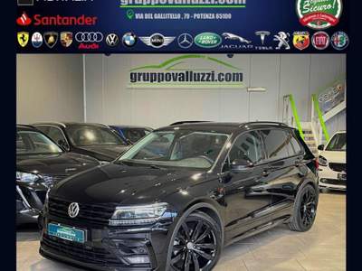Volkswagen Tiguan 2.0 TDI 150CV DSG R-Line ext. IQ.Light HUD AMBIENT Nero usata POTENZA