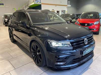 Volkswagen Tiguan 2.0 TDI 150CV DSG R-Line ext. IQ.Light HUD AMBIENT Nero usata POTENZA