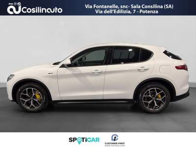 Alfa Romeo Stelvio 2.2 Turbodiesel 190 CV AT8 Q4 Sprint MY20 Bianco usata Sala Consilina