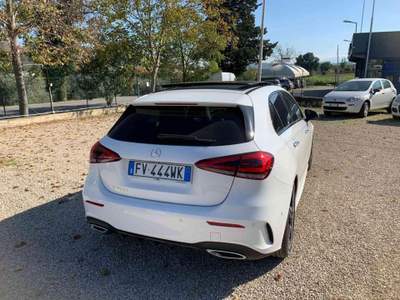 Mercedes-Benz Classe A d Automatic 4p. Premium Bianco usata Penne