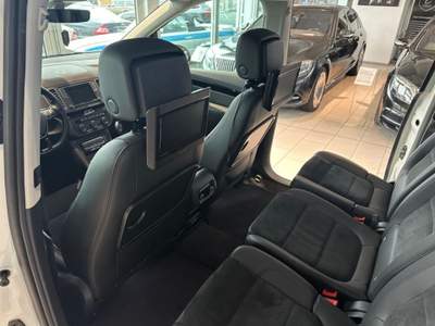 Volkswagen Sharan 2.0 TDI 177 CV SCR DSG 4MOT.Sport Bianco usata Castelnuovo Rangone