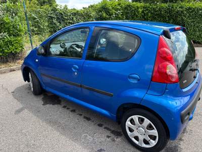 Peugeot 107 Peugeot 107 Blu/Azzurro usata LACCHIARELLA