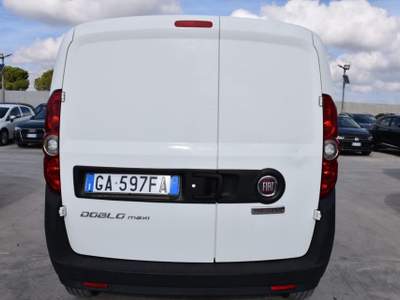 Fiat Doblò Doblò 1.6 MJT 105CV S&S PL-TN Cargo Maxi Business Bianco usata San Vito dei Normanni
