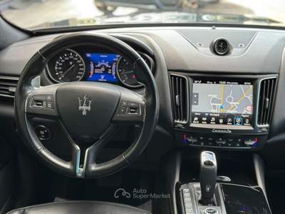 Maserati Levante V6 Diesel 250cv AWD Granlusso MY20 Nero usata Castellaneta