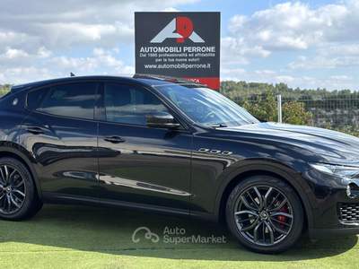 Maserati Levante V6 Diesel 250cv AWD Granlusso MY20 Nero usata Castellaneta