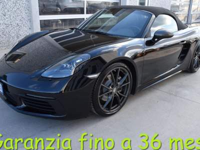 Porsche 718 2.0 T *Sedili risc.,CarPlay,Navi,Bose,Scarico* Nero usata San Vito dei Normanni
