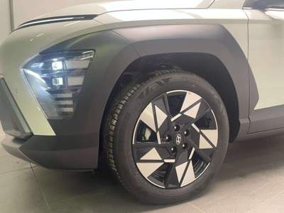 Hyundai Kona Kona 1.6 gdi hev X Line 2wd dct /KM ZERO/FULL LED Bianco usata Milano