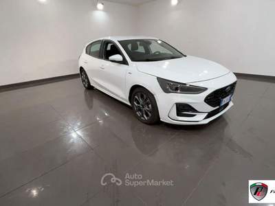 Ford Focus  1.0 EcoBoost 125 CV S&S ST Line Bianco usata Albano Laziale