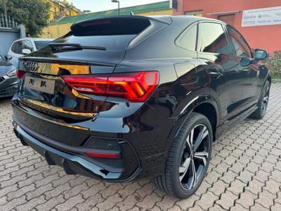 Audi Q3 SPB 35 TFSI S-TRONI S-LINE EDITION Nero usata Milano