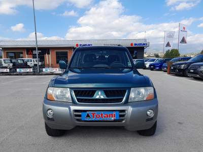 Mitsubishi Pajero 3.2 16V DI-D 7 POSTI -896- Argento usata L'Aquila
