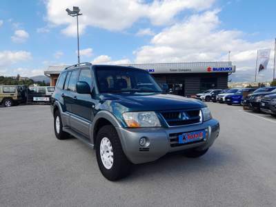 Mitsubishi Pajero 3.2 16V DI-D 7 POSTI -896- Argento usata L'Aquila