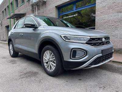 Volkswagen T-Roc 1.5 TSI 150CV DSG LIFE KM-0 PRONTA CONSEGNA Argento usata Venezia