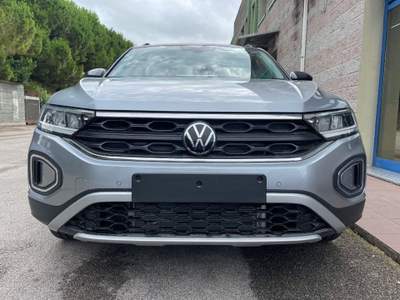 Volkswagen T-Roc 1.5 TSI 150CV DSG LIFE KM-0 PRONTA CONSEGNA Argento usata Venezia