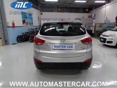 Hyundai ix35 ix35 1.7 CRDi 2WD Style                                                         Argento usata Cerignola