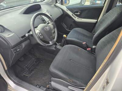 Toyota Yaris 1.3 5 porte Sol Grigio usata Sassari