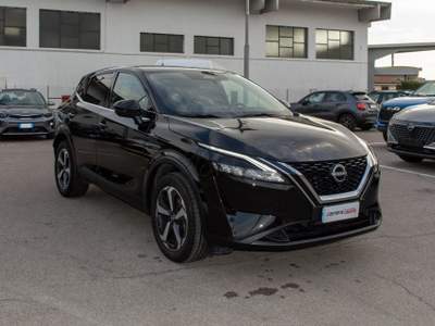 Nissan Qashqai MHEV 140 CV N-Connecta Nero usata Fondi