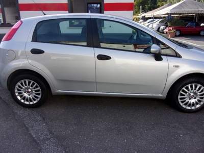 Fiat Punto 1.4 8V 5 porte Easypower Lounge Argento usata Roma