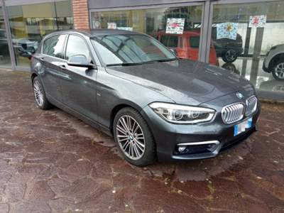 BMW Serie 1 116d d 5porte Urban 116 CV Grigio usata Canino
