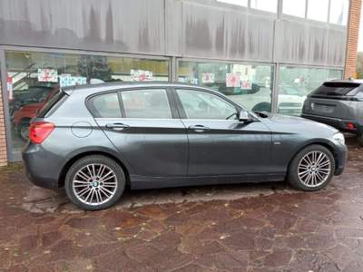 BMW Serie 1 116d d 5porte Urban 116 CV Grigio usata Canino