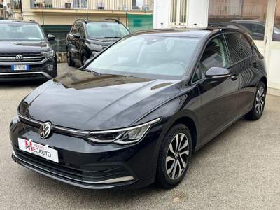 Volkswagen Golf 2.0 TDI SCR Style Nero usata Alcamo