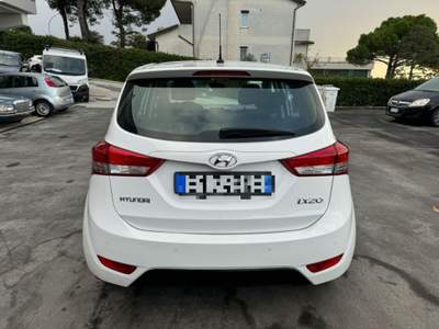 Hyundai ix20 - NEOPATENTATI - 1.4 90 CV Classic Bianco usata Recanati