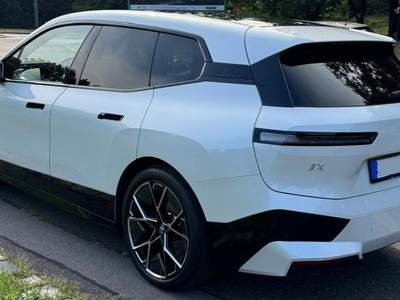 BMW iX xDrive50 Pacchetto Sportivo Bianco usata Senna Comasco